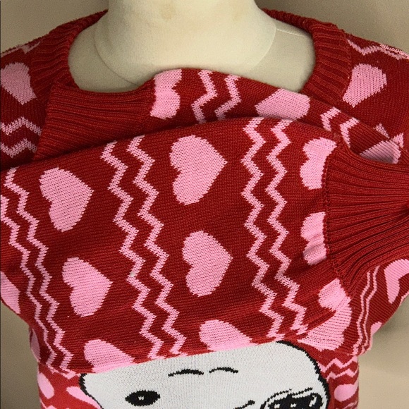 Peanuts Red and Pink Snoopy Heart Sweater - Picture 4 of 7